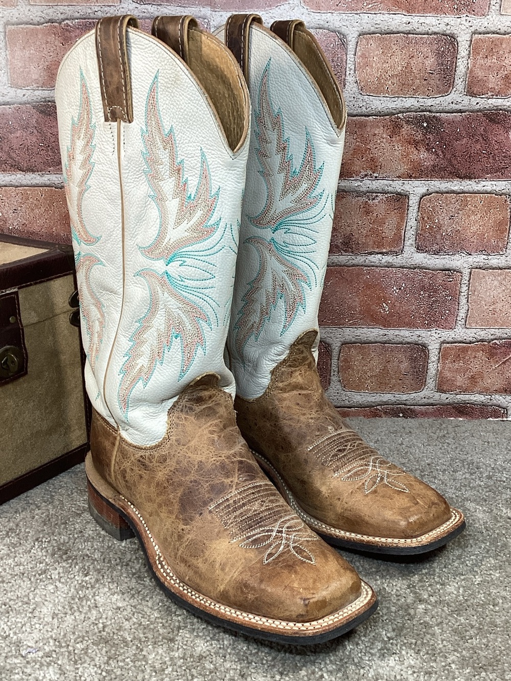Justin Bent Rail Womens western cowboy boots size 7 B